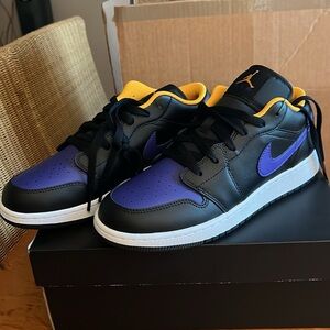 Brand New Jordan Lakers,25 cm or sze 8 womens or 7 mens